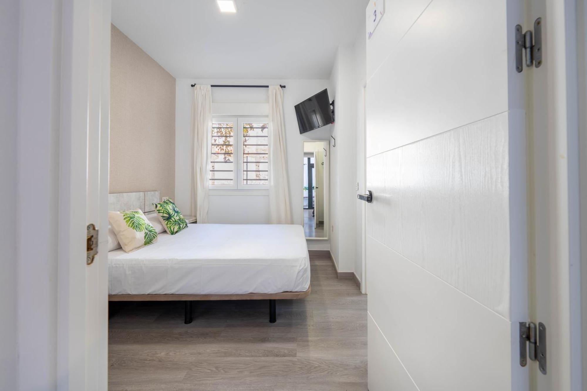 Bf Centro Bed & Breakfast 3*
